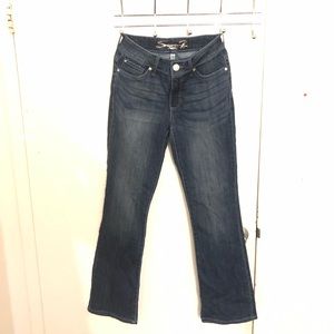 Mid rise slim boot Embellished pocket jeans